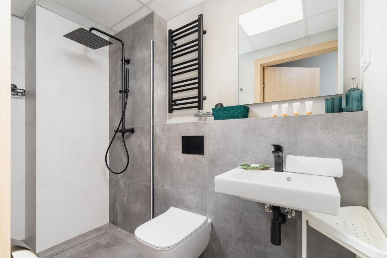 Cozy Studio Apartments Sauna & Ac Krakow By Noclegi Renters Ngoại thất bức ảnh