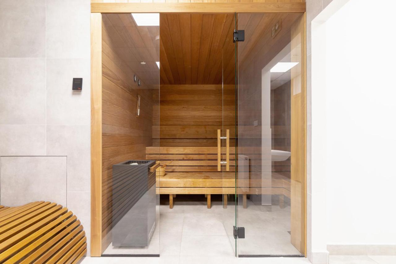 Cozy Studio Apartments Sauna & Ac Krakow By Noclegi Renters Ngoại thất bức ảnh